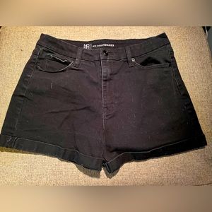 No Boundaries Women’s Shorts